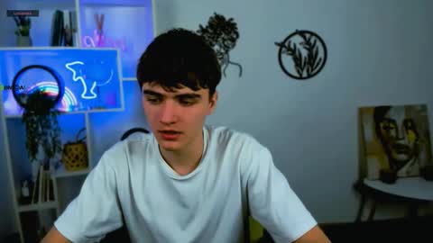 Snapshot of emil_lucky chatting on February 24, 2026, 12:36 pm emil_lucky online show from February 24, 2026, 12:36 pm