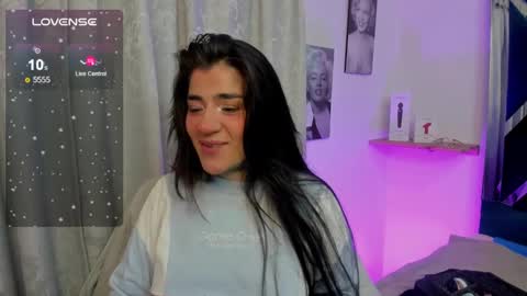 emilayton_ online show from January 20, 2025, 3:48 am