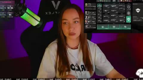 Emili online show from April 1, 2026, 1:41 pm