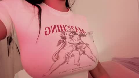 Snapshot of emilia_ghendle chatting on December 16, 2024, 8:26 pm Emilia Big Boobs online show from December 16, 2024, 8:26 pm