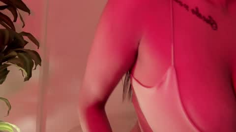 Snapshot of emilia_ghendle chatting on March 11, 2025, 10:09 pm Emilia Big Boobs online show from March 11, 2025, 10:09 pm