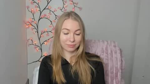 Emilia online show from January 10, 2026, 6:48 am