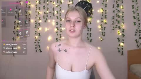 Amili online show from March 7, 2025, 6:11 pm