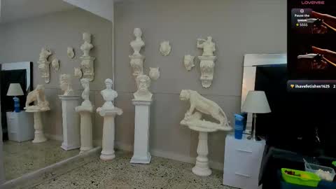 Emilio online show from November 28, 2025, 10:18 am