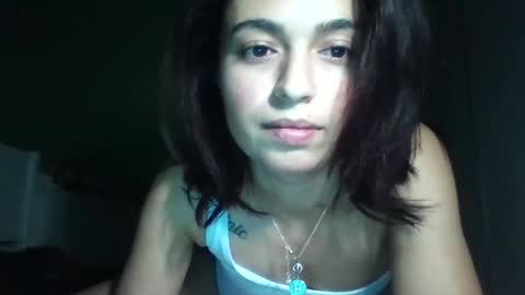 Snapshot of emilly_daniel chatting on January 8, 2025, 9:01 pm Emilly and Daniel online show from January 8, 2025, 9:01 pm