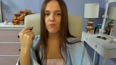 Emilly online show from March 11, 2026, 8:20 am