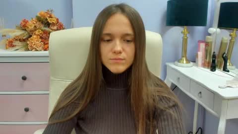 Emilly online show from May 14, 2026, 7:26 am