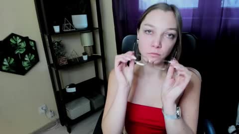 Emilly online show from February 20, 2025, 10:05 am