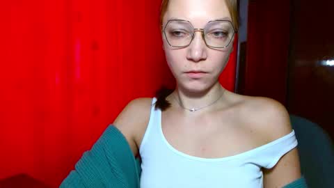 Emilly online show from January 12, 2026, 6:29 am