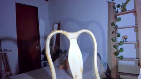 emilly online show from February 8, 2026, 10:18 am