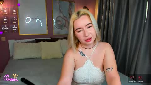 Emily  Bliss online show from February 18, 2026, 7:59 am