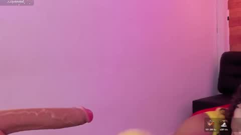 emily_brown04 online show from January 11, 2026, 12:54 pm