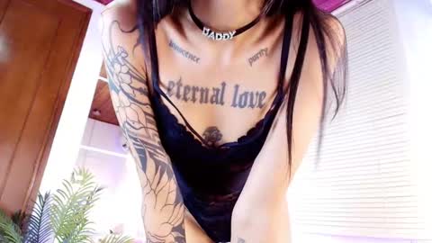 Snapshot of emily_burton18 chatting on February 11, 2026, 12:10 pm Emily Burton online show from February 11, 2026, 12:10 pm