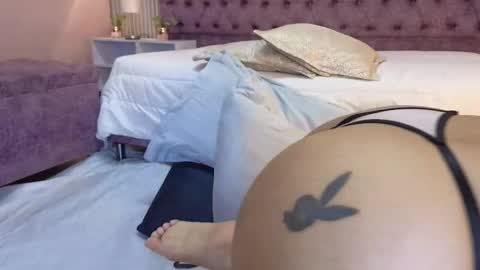 Emily online show from November 30, 2025, 7:18 pm