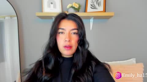 Snapshot of emily_haze chatting on December 10, 2024, 10:17 am Emily online show from December 10, 2024, 10:17 am