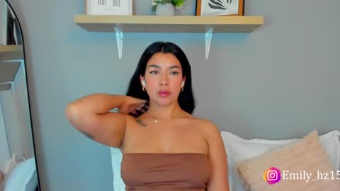 Snapshot of emily_haze chatting on January 8, 2025, 4:22 pm Emily online show from January 8, 2025, 4:22 pm