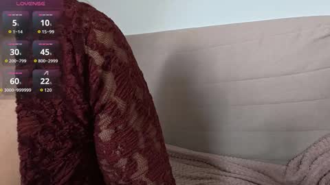 Snapshot of emily_jayreal chatting on September 23, 2025, 8:50 am Emily online show from September 23, 2025, 8:50 am