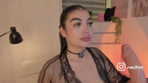 EmilyKenner  Independent model  online show from June 5, 2026, 12:11 pm