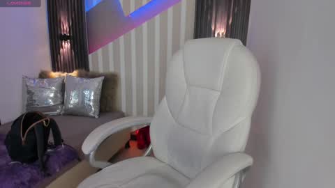 Emily online show from February 4, 2025, 2:32 pm