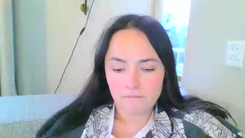emily_morning_dew online show from January 25, 2025, 8:21 am