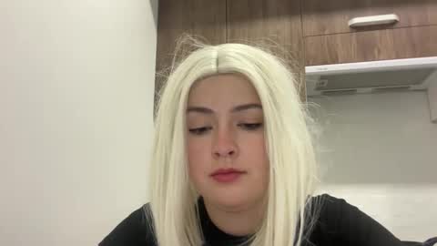 emily_morning_dew online show from December 14, 2025, 9:25 am