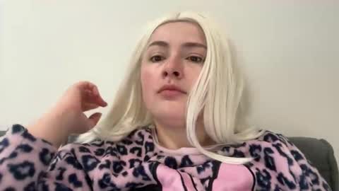 emily_morning_dew online show from January 8, 2026, 8:16 am