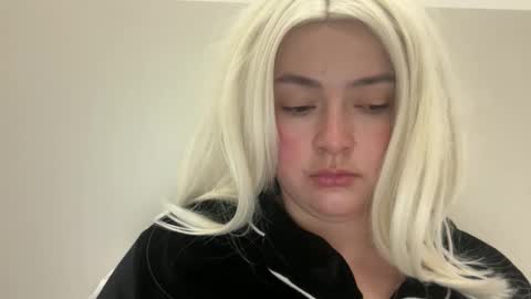 Snapshot of emily_morning_dew chatting on February 11, 2026, 4:39 am emily_morning_dew online show from February 11, 2026, 4:39 am