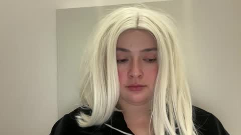 Snapshot of emily_morning_dew chatting on February 13, 2026, 8:38 pm emily_morning_dew online show from February 13, 2026, 8:38 pm