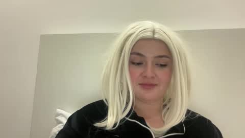 Snapshot of emily_morning_dew chatting on February 14, 2026, 4:26 pm emily_morning_dew online show from February 14, 2026, 4:26 pm