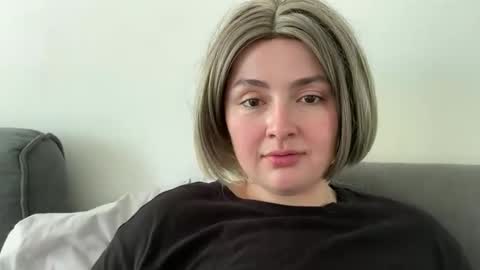 emily_morning_dew online show from June 9, 2026, 6:47 am