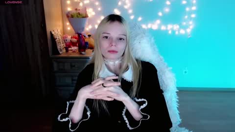 Lia online show from February 23, 2025, 3:02 am