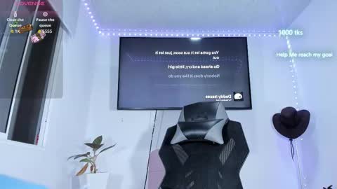 emily_palmeer online show from February 23, 2026, 10:23 am