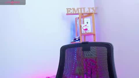 Emily online show from October 23, 2025, 1:54 pm