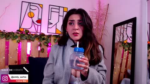 Emilly online show from December 15, 2024, 6:04 pm