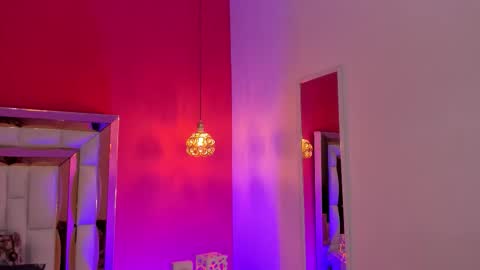 Snapshot of emily_sexy3 chatting on September 11, 2025, 11:32 am Emily online show from September 11, 2025, 11:32 am