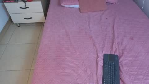 emily_vermont online show from October 11, 2025, 4:01 am