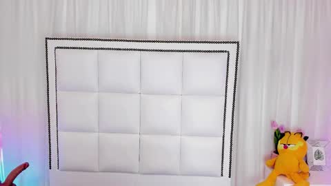  EMILY  online show from November 23, 2025, 8:58 am