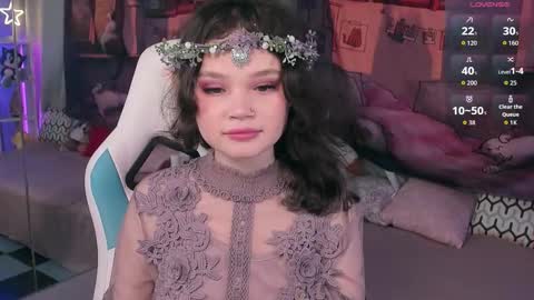 Emilyhaves online show from October 28, 2025, 5:04 pm