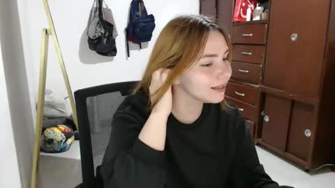 emily online show from September 18, 2025, 6:21 pm