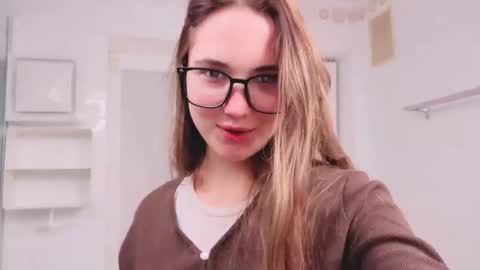 Emily online show from December 1, 2025, 6:24 pm