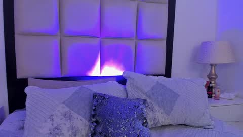 Emily online show from January 14, 2025, 9:30 pm