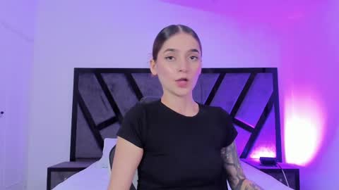 Emily online show from October 4, 2025, 5:05 am