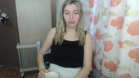 emilyfork online show from March 8, 2025, 4:45 am