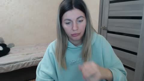 emilyfork online show from September 23, 2025, 5:05 pm