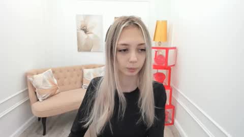 Emily online show from March 12, 2026, 3:23 am