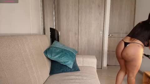 Emily online show from December 3, 2025, 2:04 pm