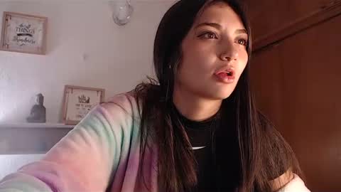 Snapshot of emilyjangcandy_ chatting on February 16, 2025, 11:05 pm Emily Jang online show from February 16, 2025, 11:05 pm