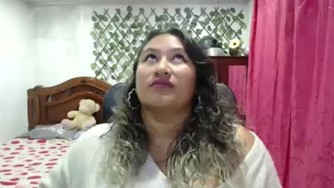 Emily Cortez online show from January 13, 2025, 11:06 pm