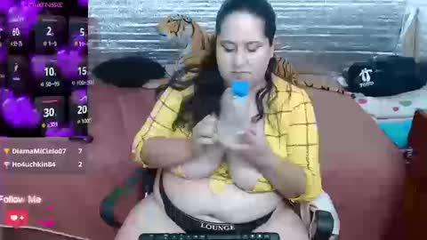 Snapshot of emilynessa_ chatting on March 4, 2026, 4:13 pm emily nessa online show from March 4, 2026, 4:13 pm