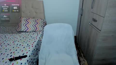 Emily online show from December 5, 2025, 4:14 pm